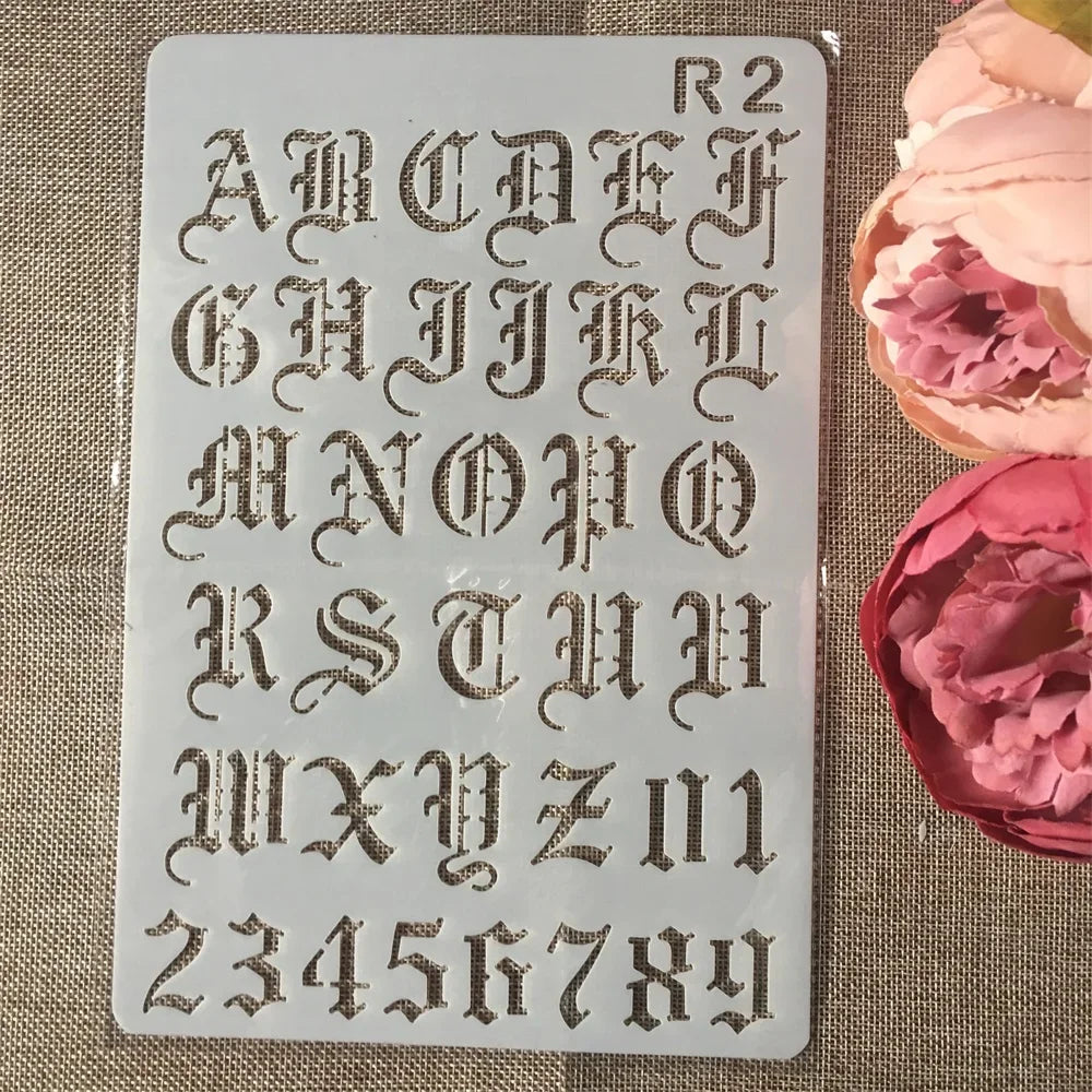 Estêncil de Letras do Alfabeto com 26 cm para Scrapbook, Pintura e Papelaria Criativa