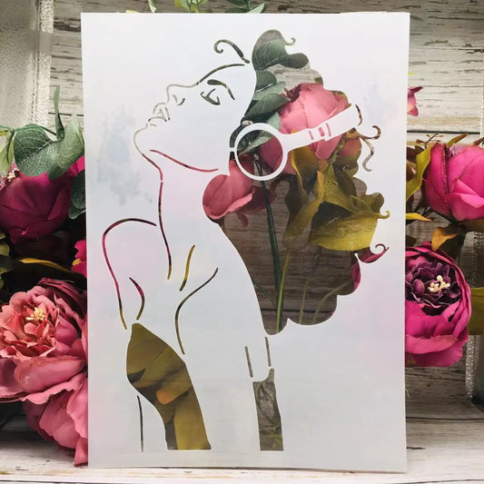 Estêncil Decorativo de Garota Fashion com Fones para Scrapbook e Journaling