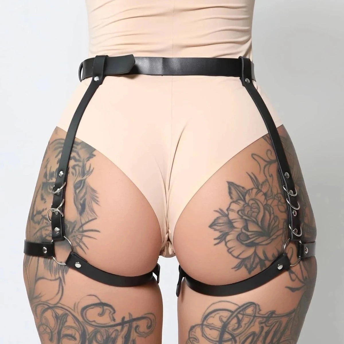 Harness Feminino em Couro