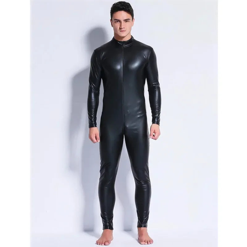 Macacão Masculino Fetichista Wetlook em Couro Sintético