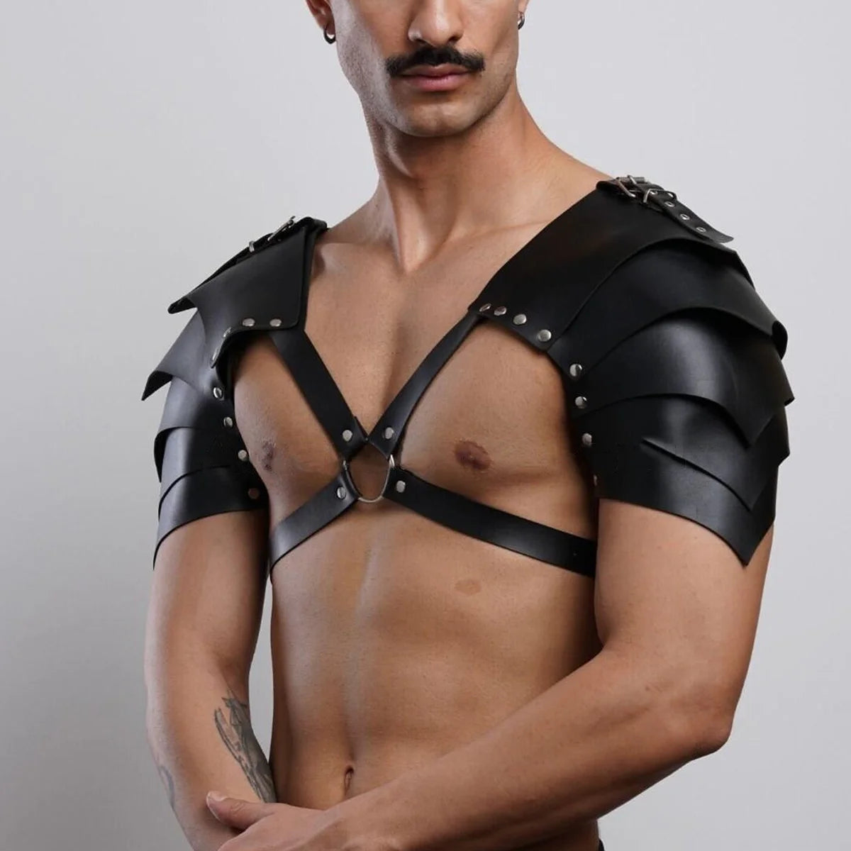 Harness Masculino em Couro Sintético