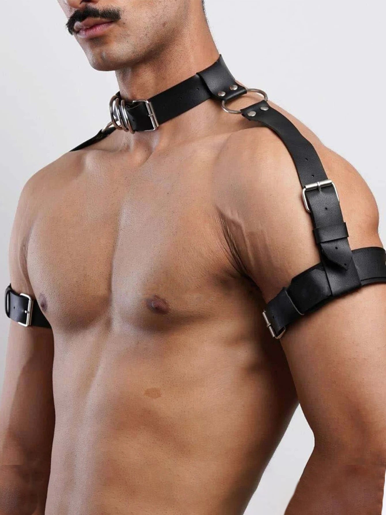 Harness Masculino em Couro Sintético