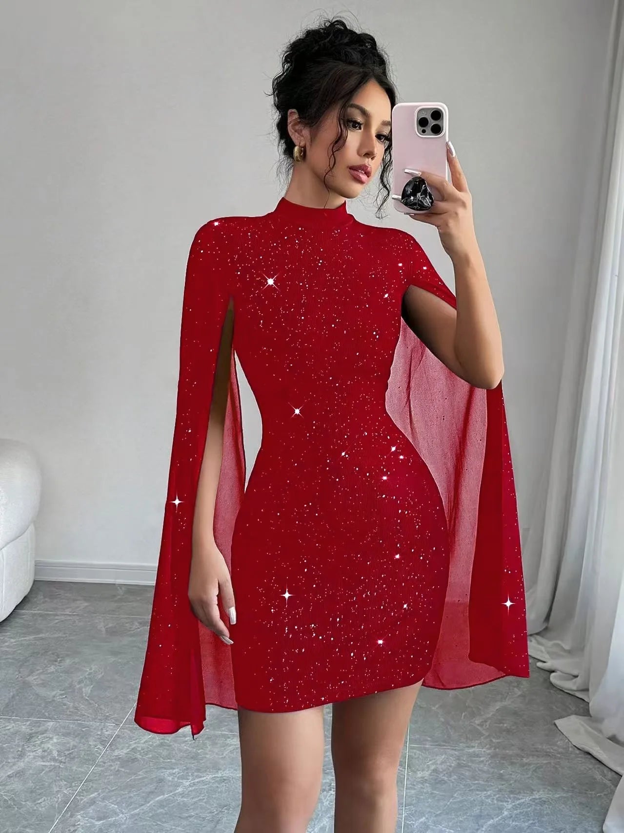 Vestido Mini Feminino com Gola Alta e Mangas Bufantes