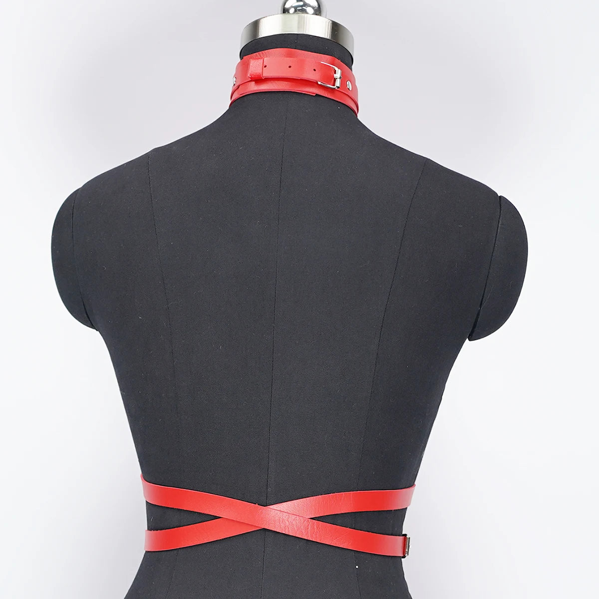 Conjunto Choker e Harness em Couro Vermelho