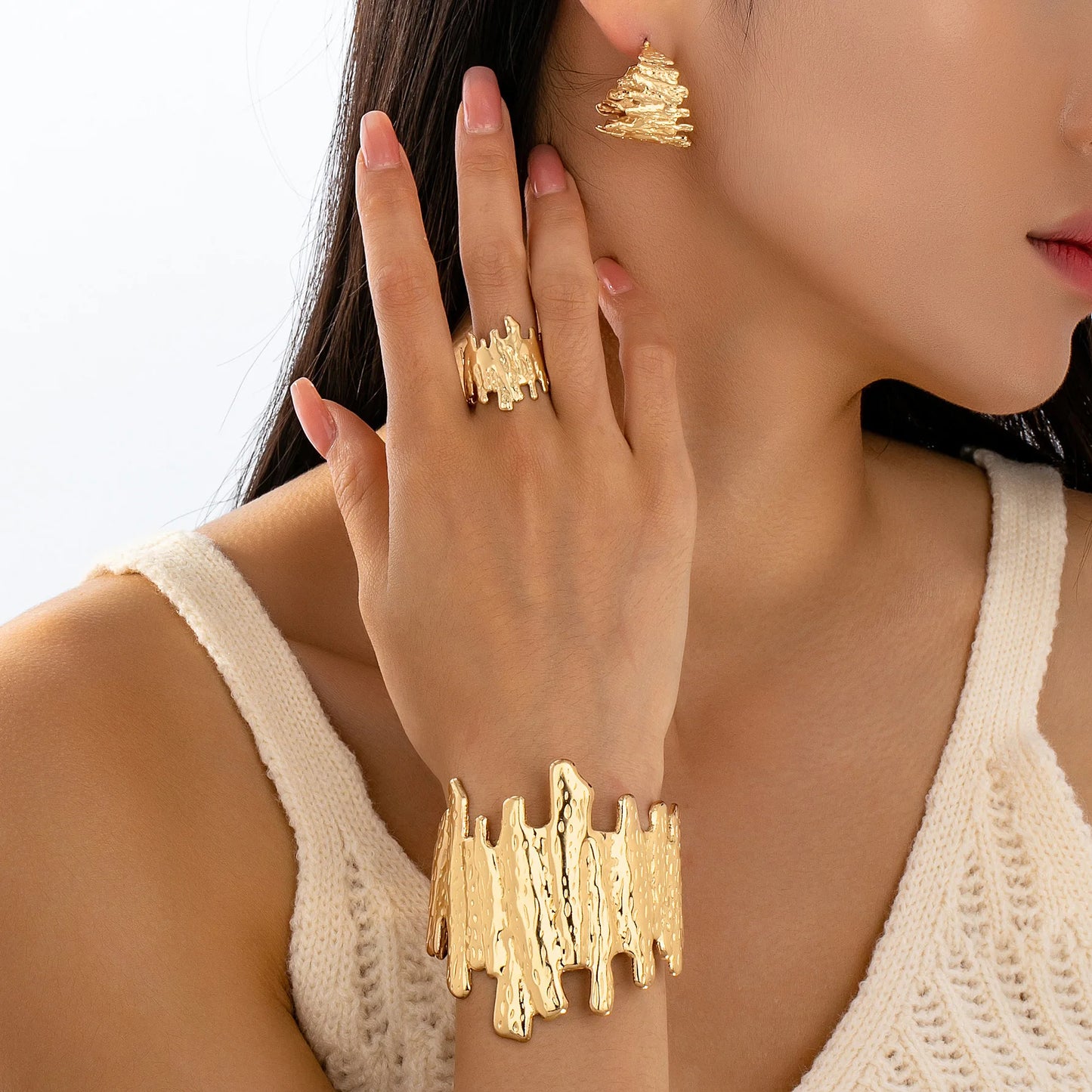 Kit Pulseiras e Anel Femininos Texturizados Ajustáveis