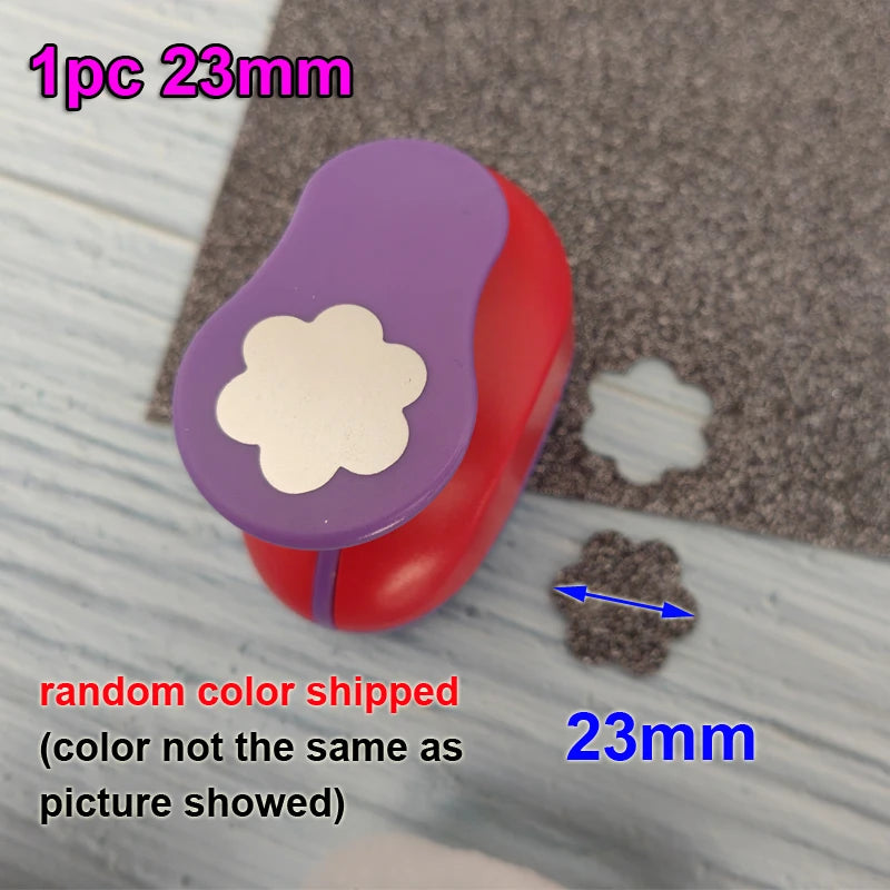Furador de Papel Flor 6 Pétalas 1,5cm a 7,5cm para Scrapbook Paper Craft EVA DIY 1 Unidade