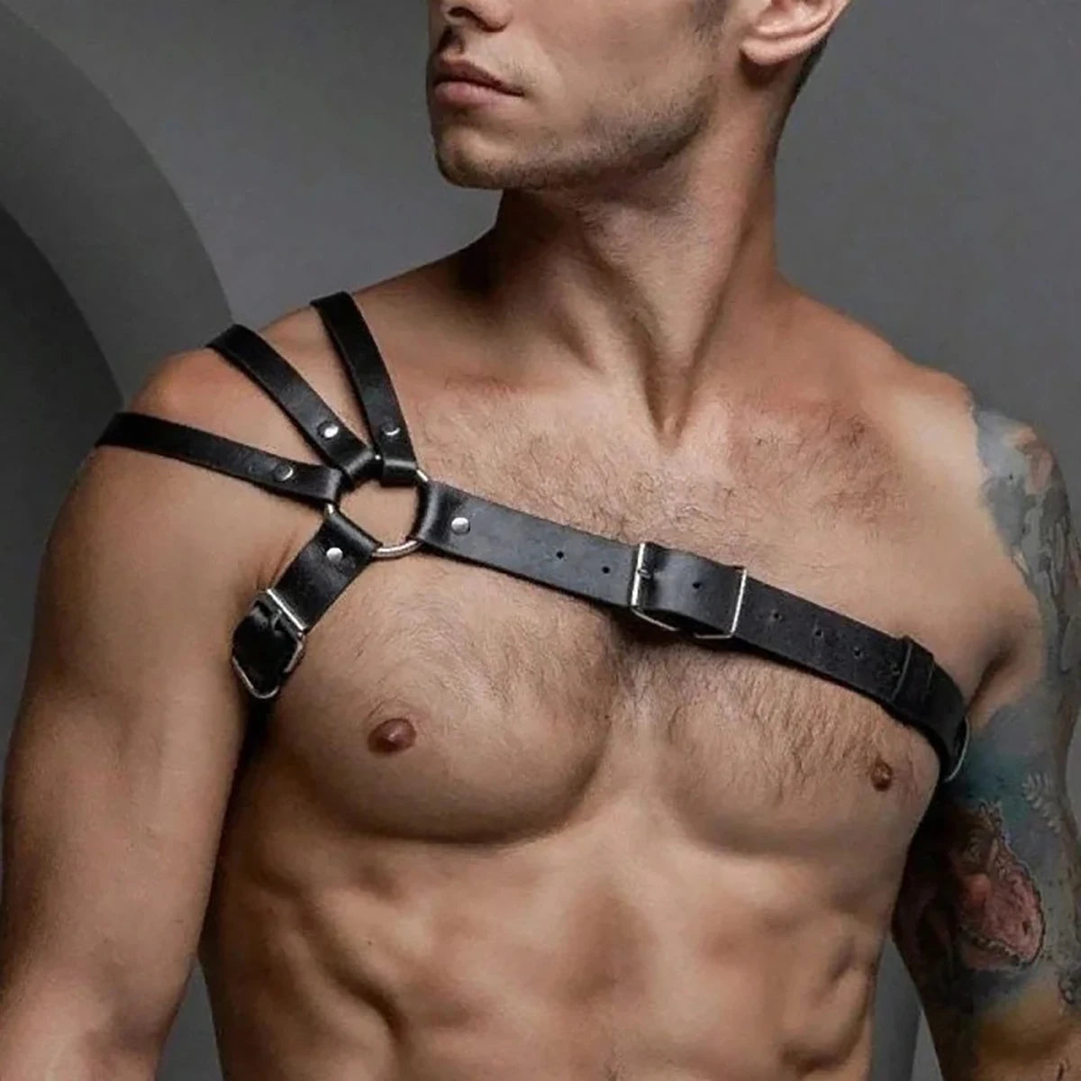 Harness Masculino em Couro Sintético