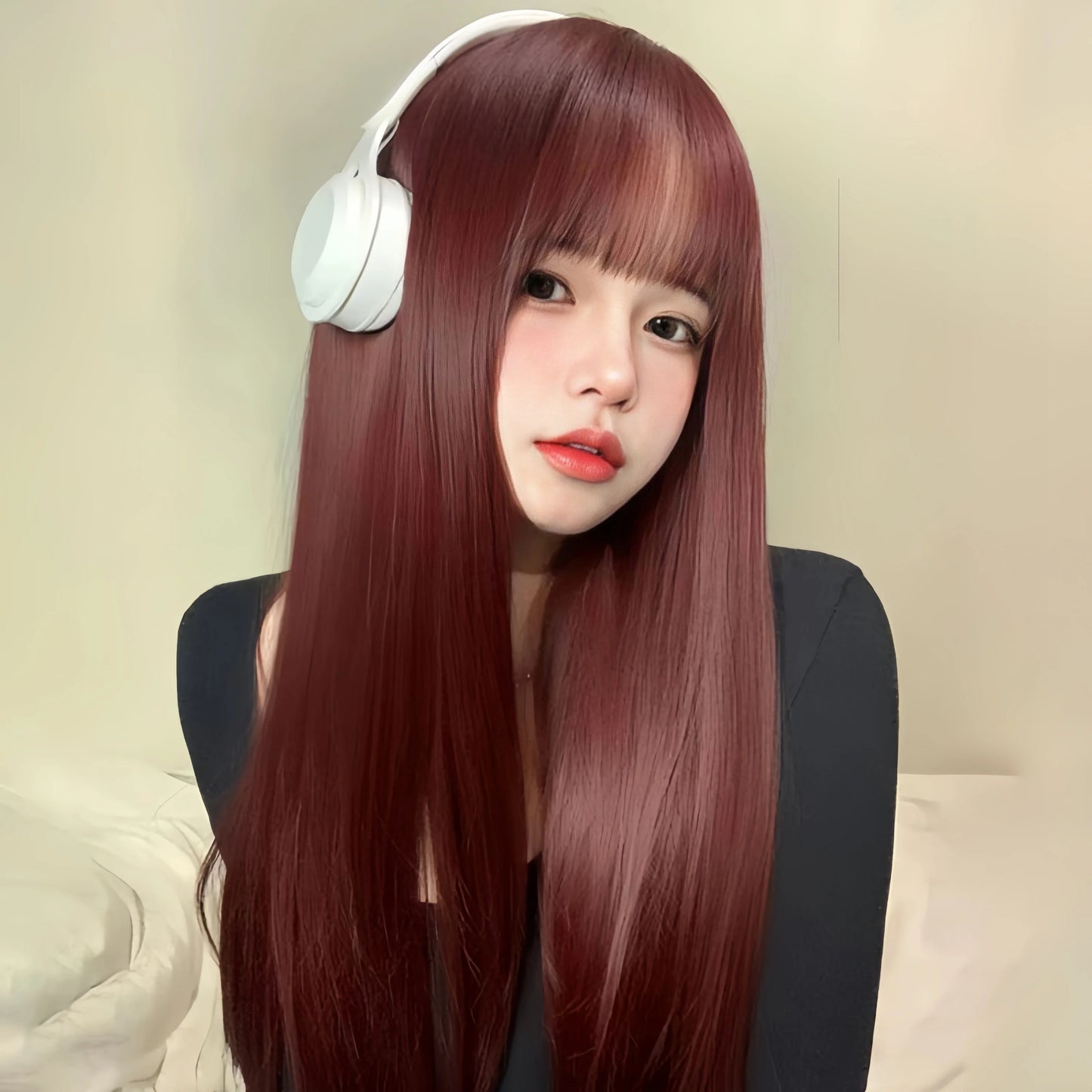 Peruca Feminina Longa Lisa Vinho com Franja Reta