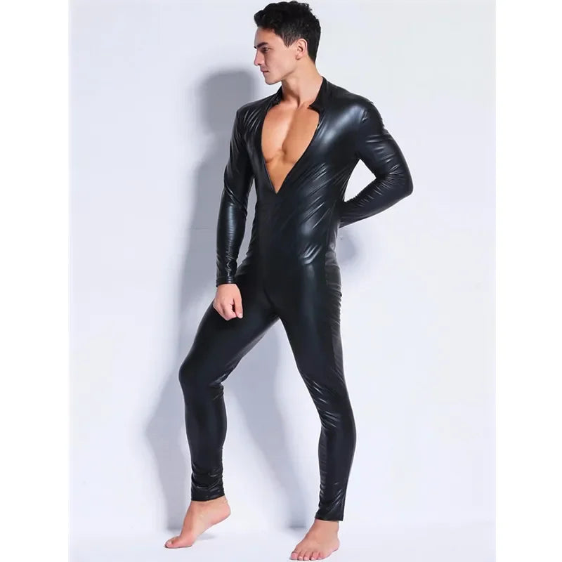Macacão Masculino Fetichista Wetlook em Couro Sintético